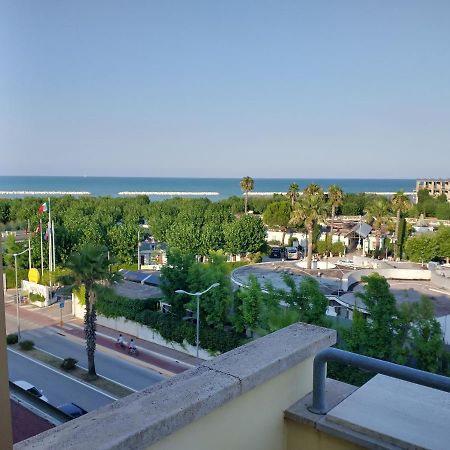 Casa Blu Apartman Porto SantʼElpidio Kültér fotó